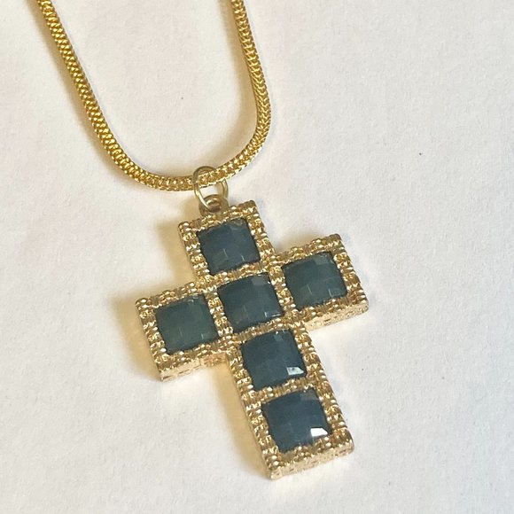 Vintage Gold Cross Pendant Necklace Green Crystal Plated 24" Chain Christian - Picture 3 of 10